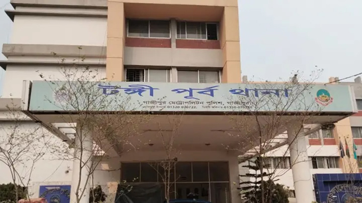 অজ্ঞাত গাড়ির ধাক্কায় বাবা-ছেলের মৃত্যু