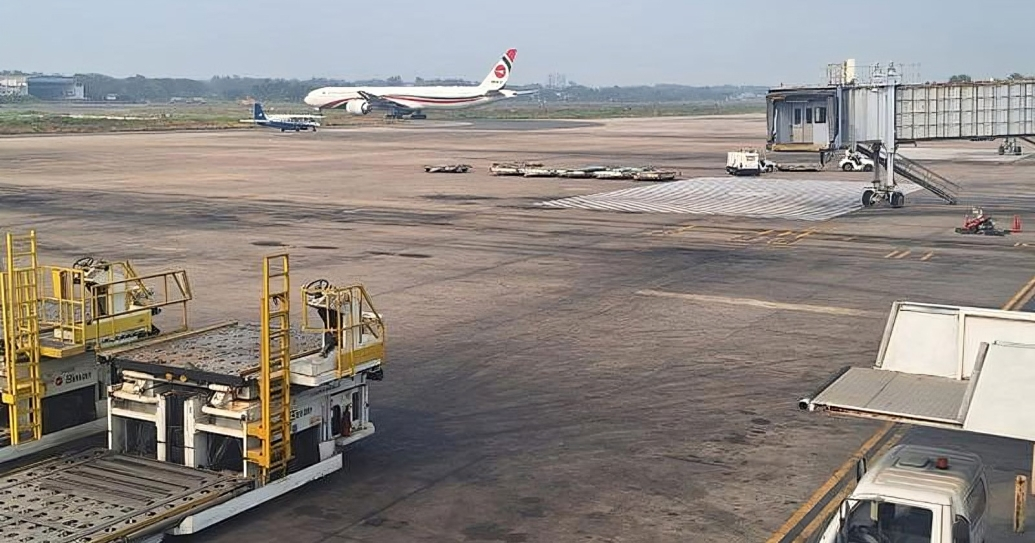 মধ্যপ্রাচ্যের যুদ্ধ প্রভাবে ঢাকা বিমানবন্দরে আজ ২৮টি ফ্লাইট বাতিল