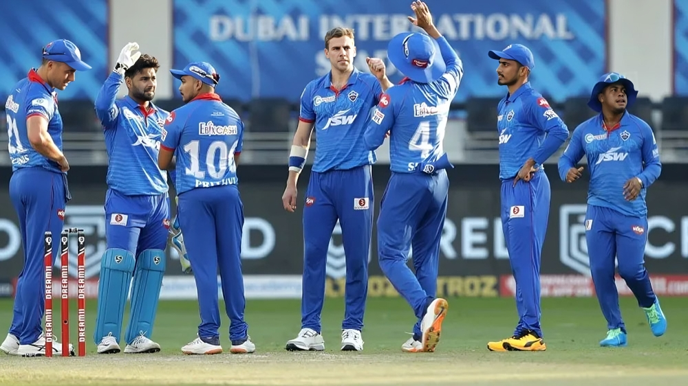 ৮ রানে ৬ উইকেট দিল্লির লজ্জা