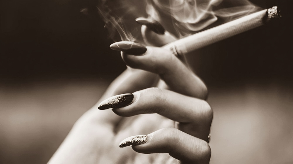 গবেষণা বলছে ধূমপায়ী নারীদের বাড়ছে বন্ধ্যাত্বের ঝুঁকি