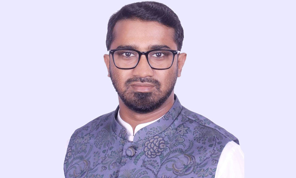 অন্তর্বর্তী সরকার কে ইমাম আর কে ইতর ছিলো ? রাশেদ খান