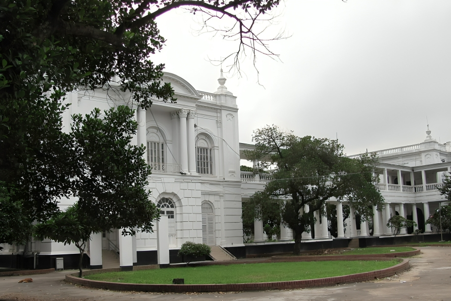 মানবতাবিরোধী অপরাধে সাবেক পুলিশ কর্মকর্তাসহ ১৬ জনের রায় আজ