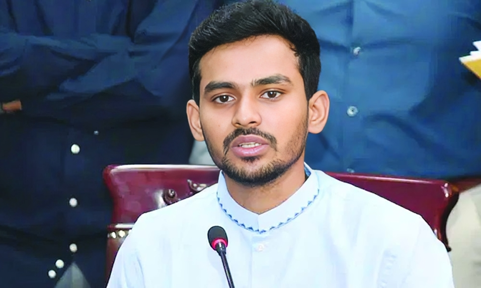 নতুন গভর্নর নিয়োগে বিস্ফোরক অভিযোগ আসিফ মাহমুদের