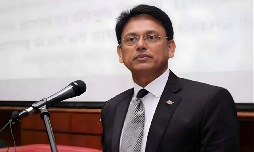 টয়লেটে নকল মিললে দায় কেন্দ্র কর্তৃপক্ষের