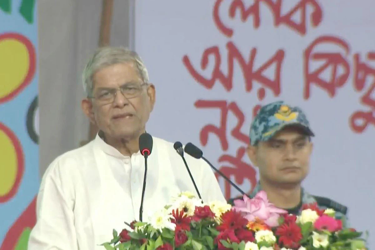 বৃষ্টি-অন্ধকারেও ঠাকুরগাঁওবাসীর উচ্ছ্বাস, ‘ঘরের ছেলে’ মির্জা ফখরুলকে ঘিরে নানা আয়োজন