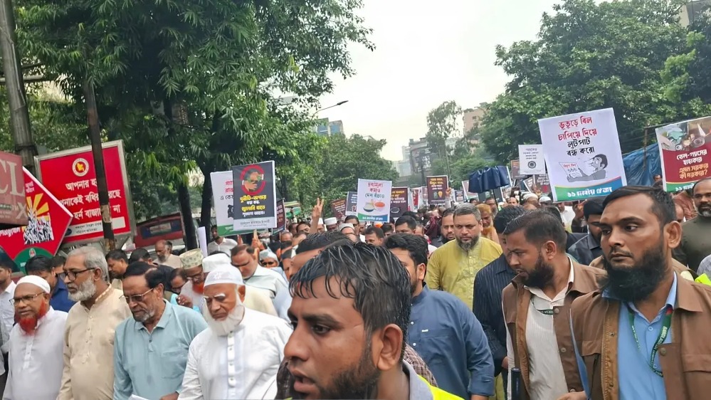 সচিবালয় ঘেরাও কর্মসূচিতে ১১ দলীয় ঐক্য, জিরো পয়েন্টে পুলিশের বাধা