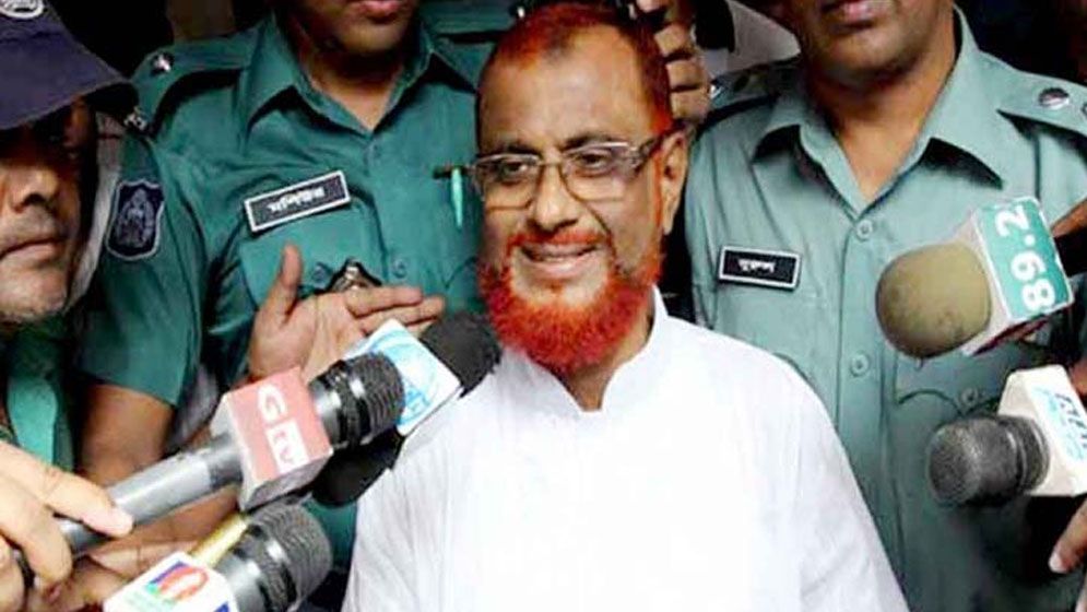 জামায়াত নেতা এটিএম আজহার মুক্তি পেয়েছেন।
