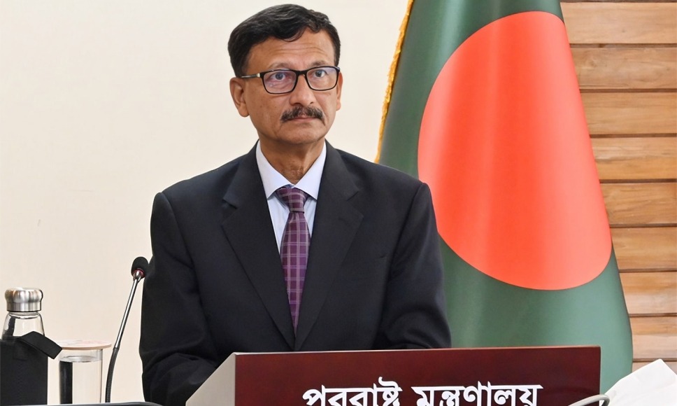 তৌহিদ হোসেনের ৩ বার পদত্যাগের সিদ্ধান্ত