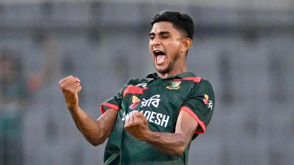 নাহিদ রানায় মুগ্ধ অ্যালেক্স ক্যারি, বিগ ব্যাশে খেলার আহ্বান