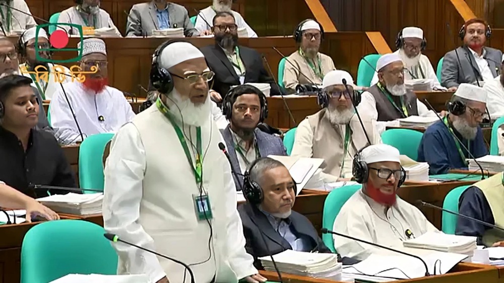 ‘বিরোধী দলকে দুর্বল নয়, সম্মান করতে হবে’: সংসদে শফিকুর রহমান