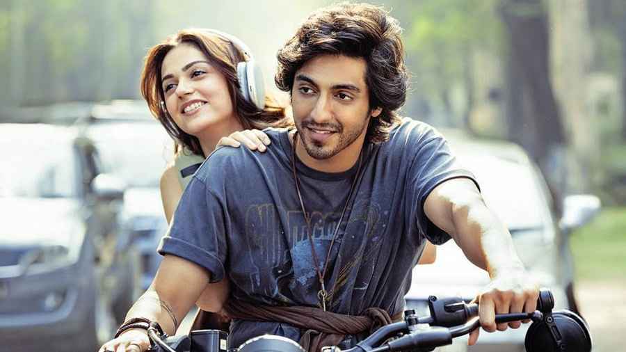 স্কুলজীবনে অনীত নিয়েছিলেন একটি কঠিন সিদ্ধান্ত।