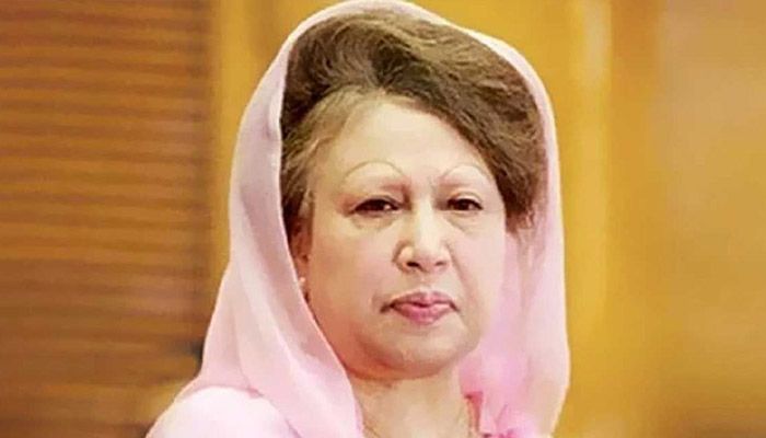 খালেদা জিয়ার জন্য একাধিক ভিসা চেয়ে আবেদন করা হয়েছে পররাষ্ট্র মন্ত্রণালয়ে।