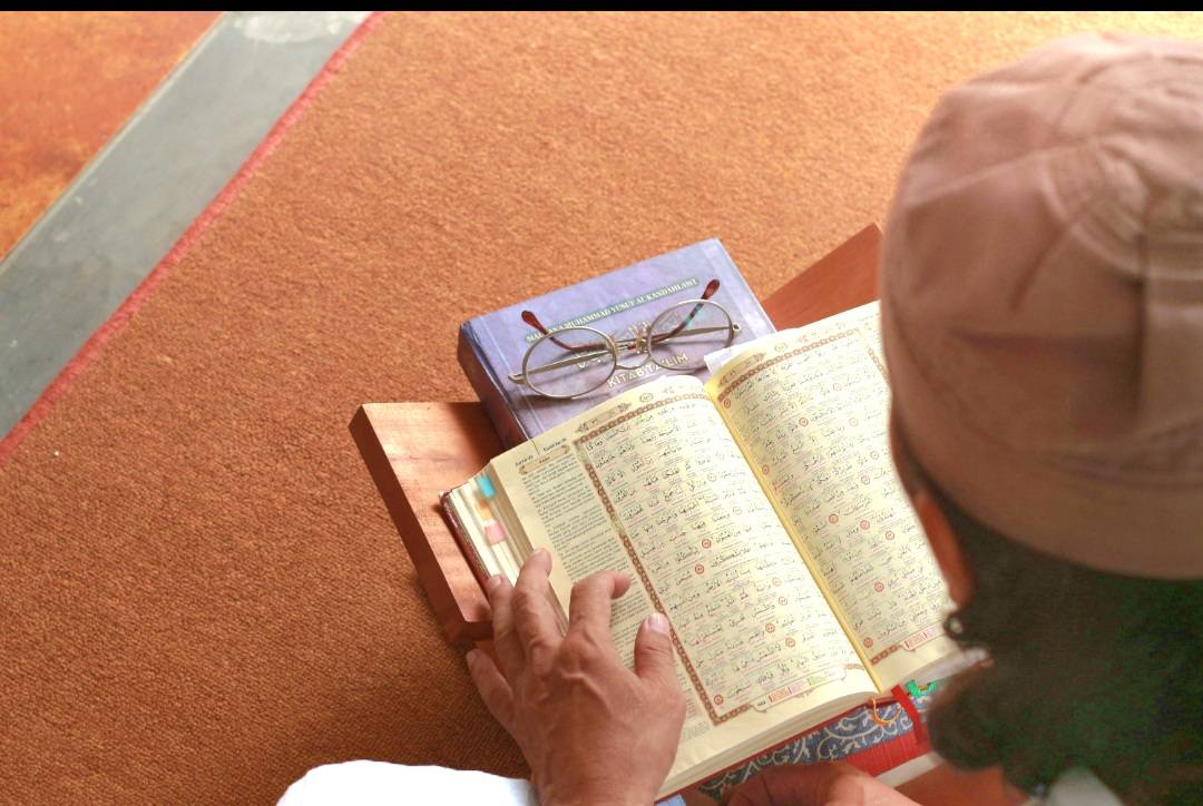ইসলাম আমাদের কী ‘পরিচয়’ শিক্ষা দেয়
