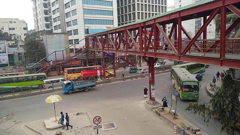 শ্যামলীতে সড়ক দুর্ঘটনায় দুই নারী নিহত