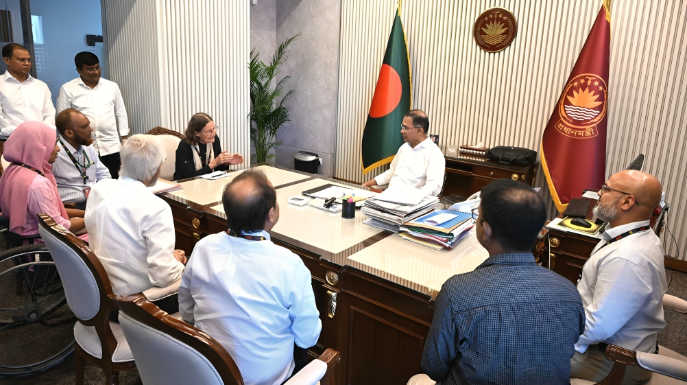 প্রধানমন্ত্রীর সঙ্গে সিআরপি প্রতিনিধি দলের সৌজন্য সাক্ষাৎ