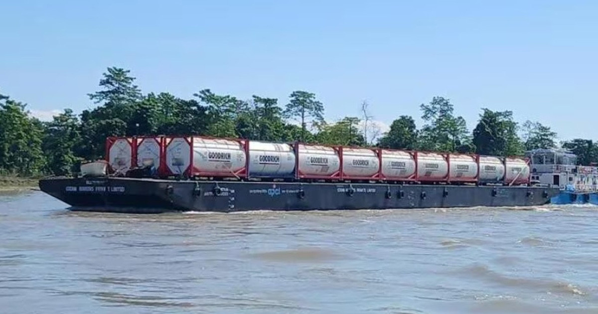 আসাম থেকে ঢাকার পথে ৭০ বছর পর ফের চালু নদীপথ
