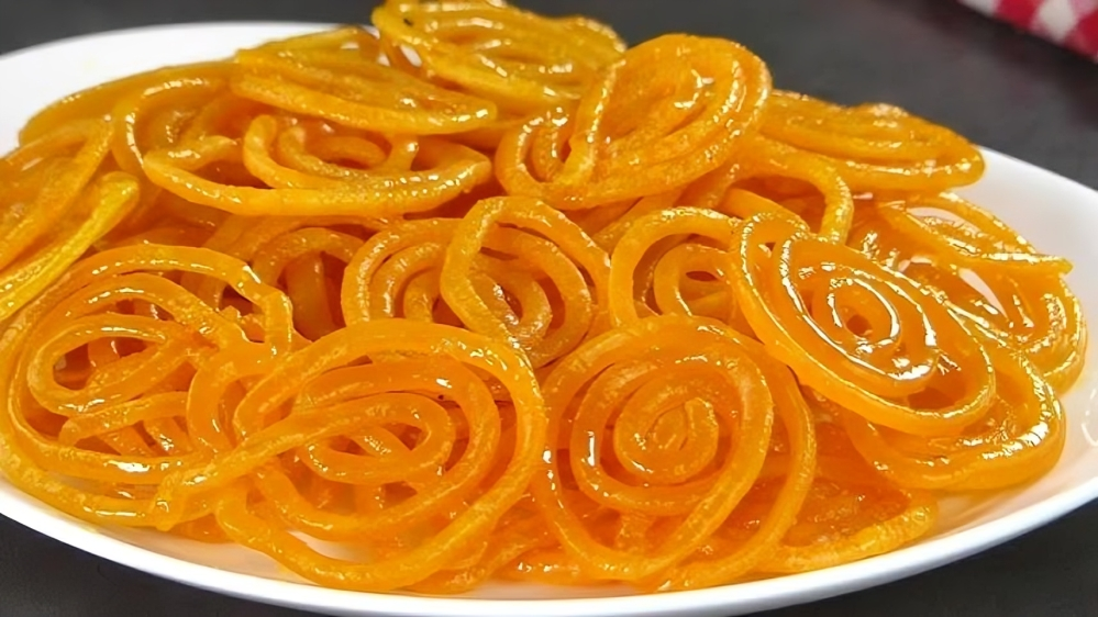 ইফতারে মুড়িতে জিলাপি: এই বিতর্কের শেষ কোথায়?