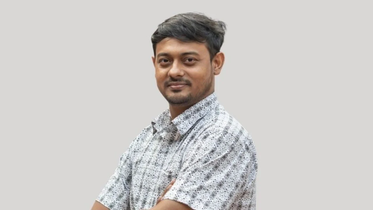 নাসিরুদ্দীন পাটওয়ারীর বিরুদ্ধে মামলা