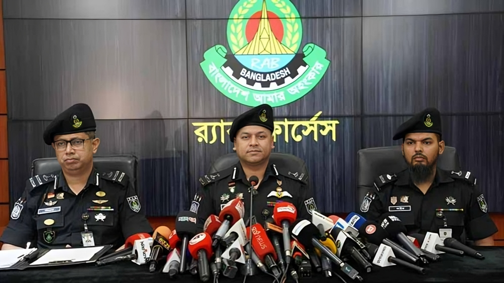 জামিনে থাকা শীর্ষ সন্ত্রাসীরা নজরদারিতে: র‌্যাব