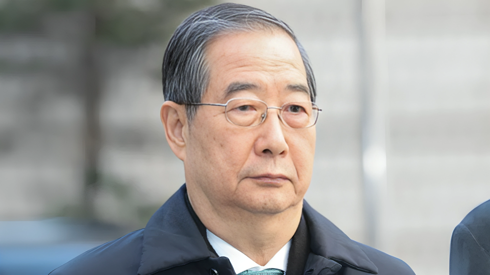 দক্ষিণ কোরিয়ার সাবেক প্রধানমন্ত্রী হান ডাক সু’র ২৩ বছরের কারাদণ্ড