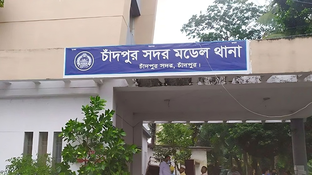 নির্বাচন-পরবর্তী বিশৃঙ্খলায় নিজ দলের পাঁচ কর্মীকে থানায় দিলেন নবনির্বাচিত এমপি