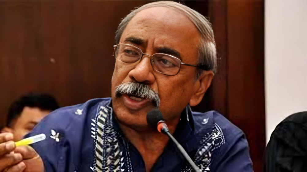 শাপলা চত্বরে গণহত্যাকাণ্ডে বিচার শুরু: ট্রাইব্যুনালে শাহরিয়ার কবির