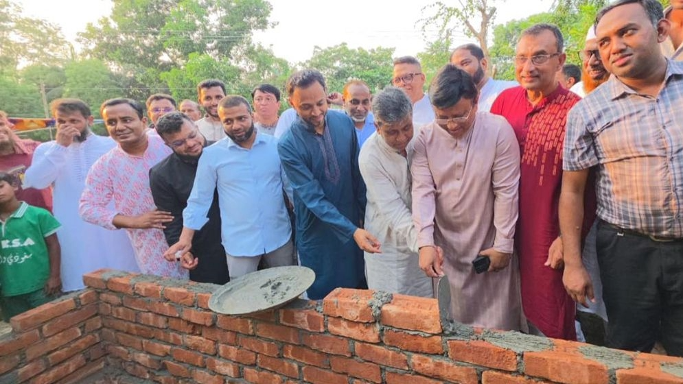 শাহবাগের গোলাপির জন্য নতুন বাড়ি উদ্যোগ প্রধানমন্ত্রীর