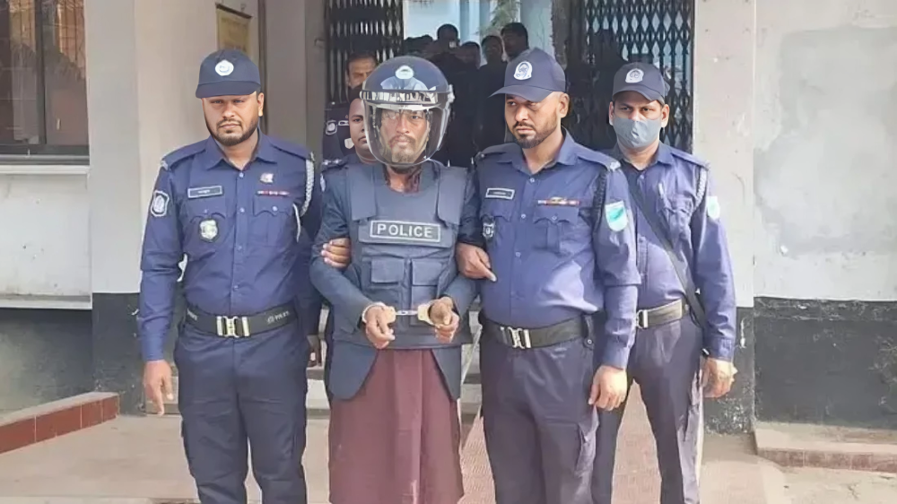 অনৈতিক যৌনাচারে লিপ্ত হতে দেখলেই তাদের ‘থার্টি ফোর’ বা ‘সানডে মানডে ক্লোজ’ করে