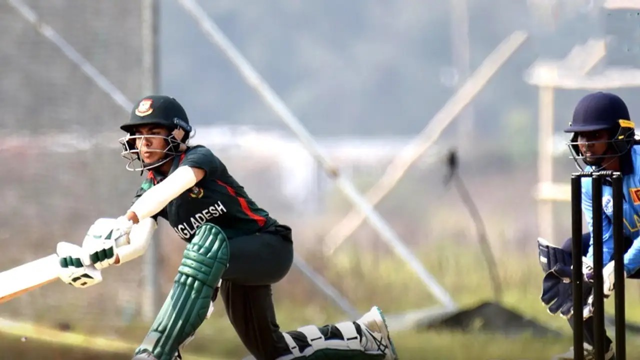 সাদিয়ার ঝোড়ো ফিফটিতেও শিরোপা জিততে পারল না বাংলাদেশ