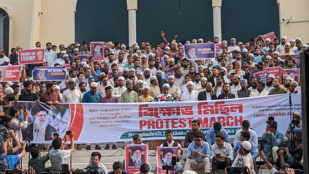 ক্ষমতায় এসেই দমননীতি শুরু করেছে বিএনপি